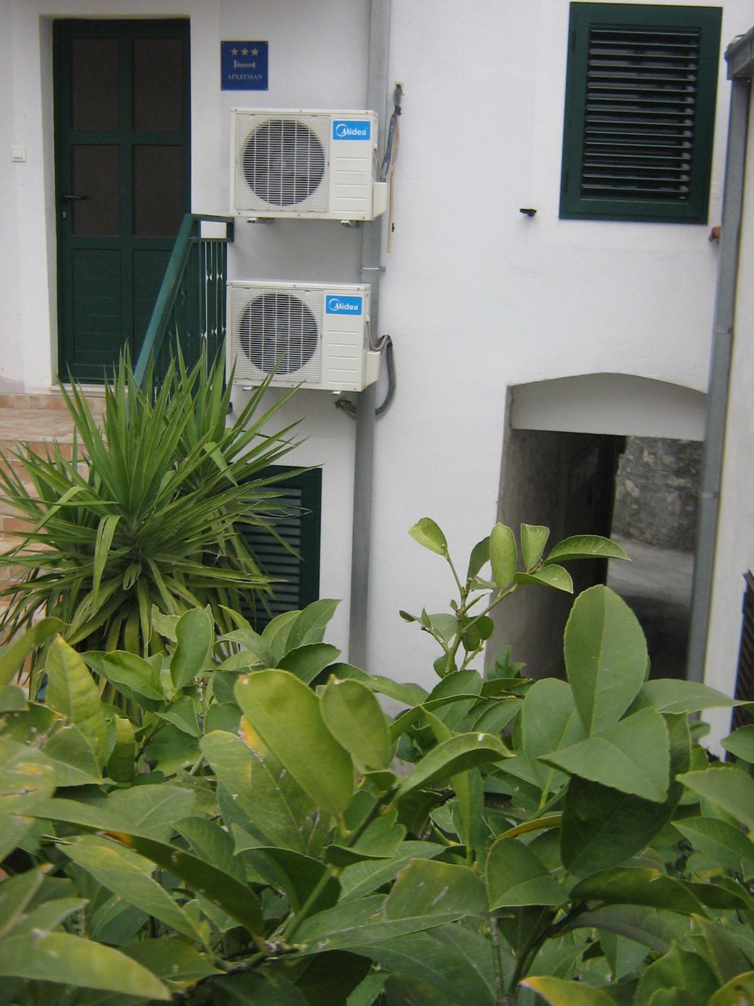 Apartments Donda Split Extérieur photo